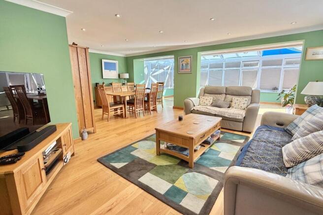 3  bedroom detached bungalow