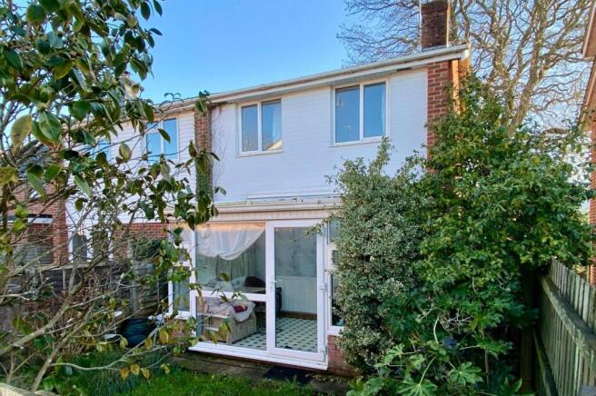 2 bed semi detached townhouse