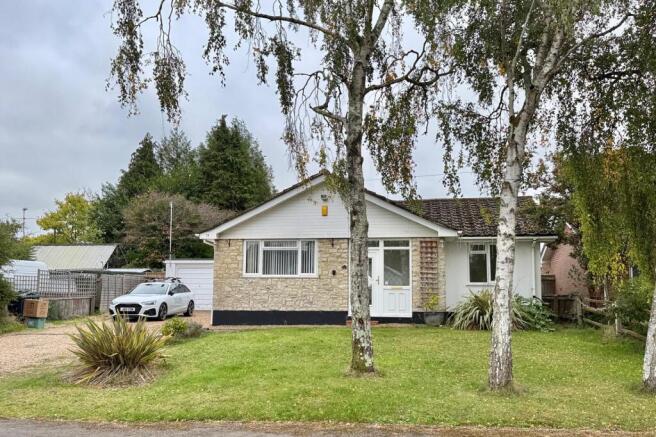 4 bedroom detached bungalow