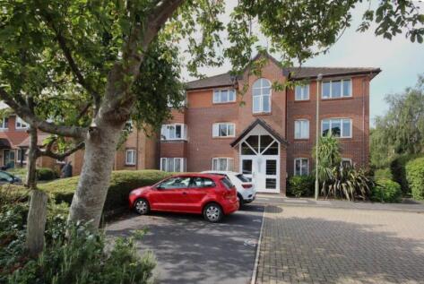 Charing Close, Ringwood, BH24 1FA