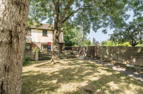 Northwood Close, Norton Fitzwarren, Taunton, Somerset, TA2