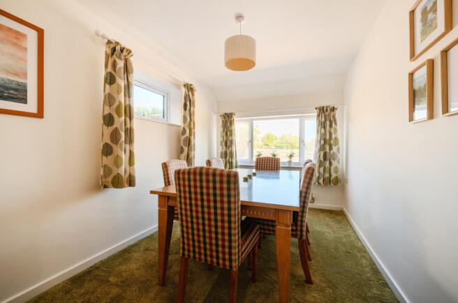 1343872-11-68af32...