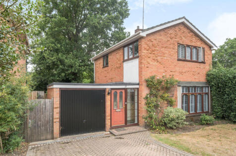 Glynswood, Camberley, Surrey, GU15