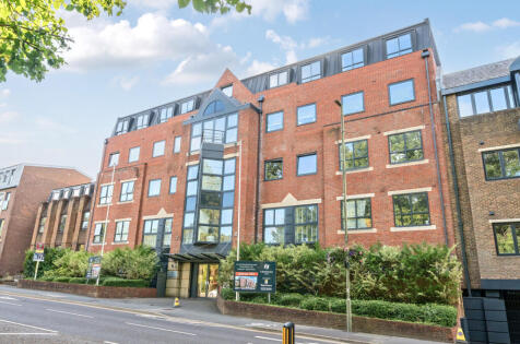 London Road, Camberley, Surrey, GU15