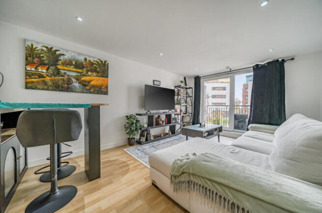 1380862-5-69135ef...