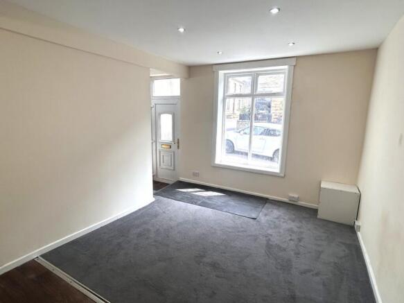 Lounge/Kitchen
