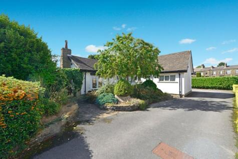 Moorhouse Drive, Birkenshaw, Bradford, West Yorkshire, BD11