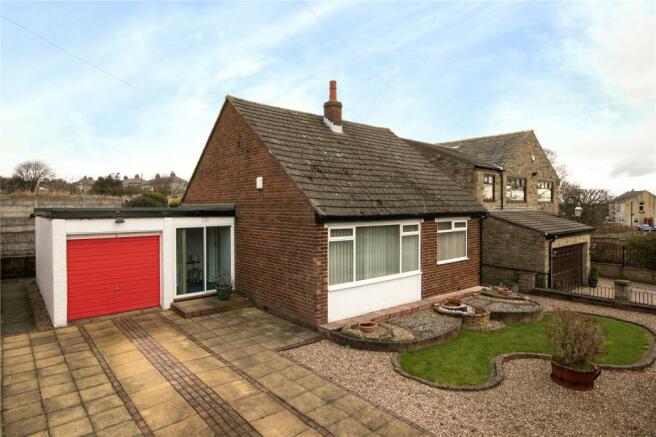 2 Bedroom Bungalow For Sale In Ladyroyd Drive East Bierley