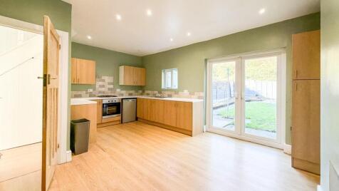 St. Dunstans Road, Bedminster, BS3 5NZ