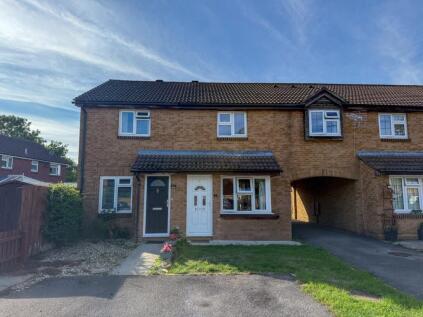 Cairngorm Road, Thatcham, RG19