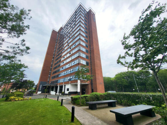 1 bed apartment to FOR SALE Chester Road, Manches