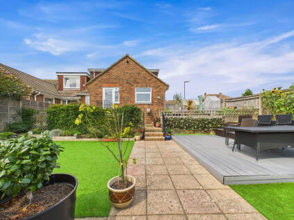 Holmbush Way, Southwick