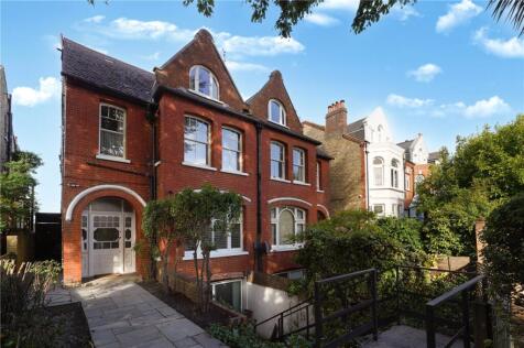 Deodar Road, London, SW15