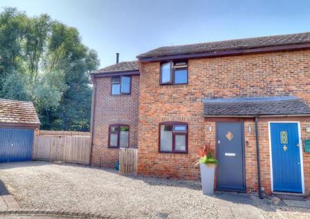 Beech Close, Watlington, OX49