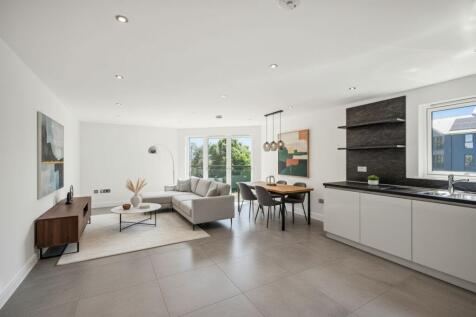 Panmure Villa Gardens, Broughty Ferry, DD5