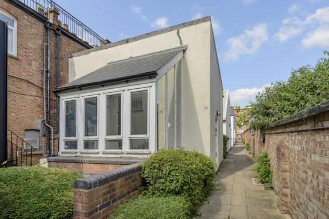 unit 5 fulham pk studios2060.jpg