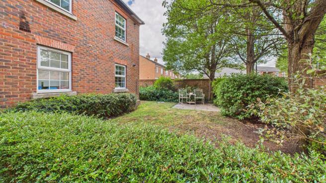 CAM04968G0-PR0058-STILL003