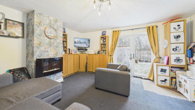 CAM04968G0-PR0088-STILL008