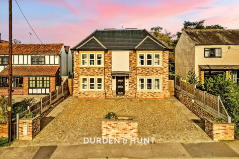 Ongar Road, Stondon Massey, CM15