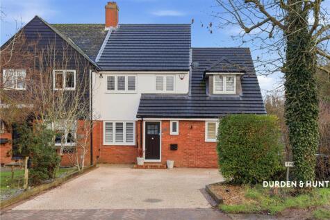 The Moat, Toot Hill, CM5