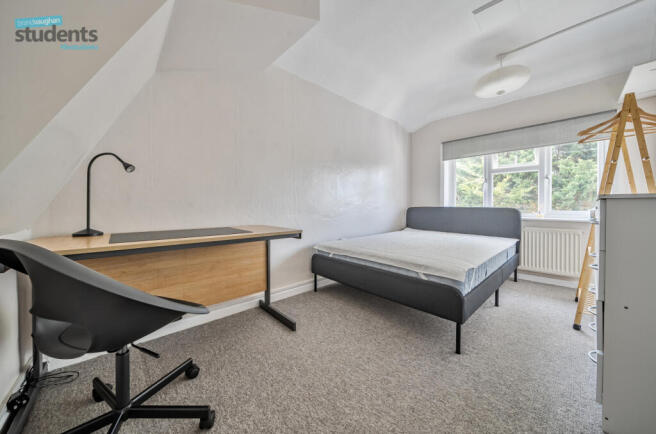 bf136f6d-febe-46e...