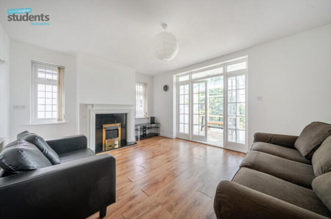 02fed6ce-6606-43a...