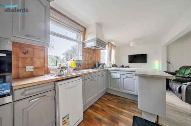 e9d626ab-f6d5-443...