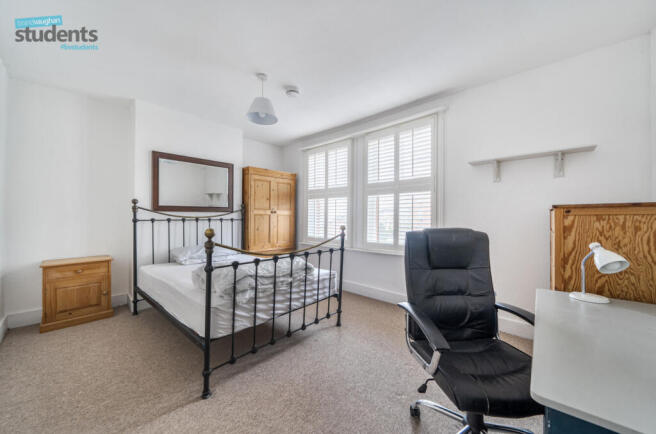 c938c007-b8eb-4b5...