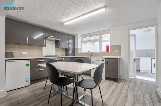 f914e6b1-2c63-458...