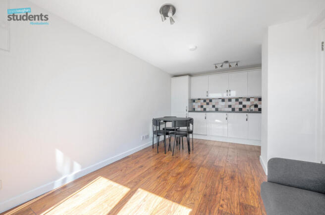 2275e441-f111-4cf...