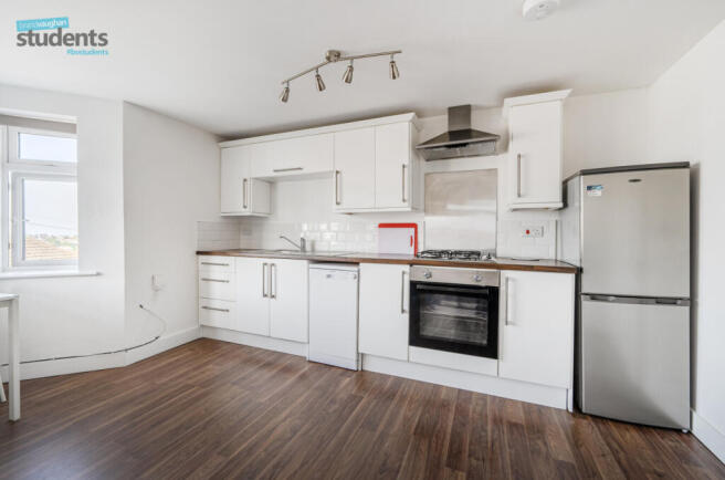 16cb46d1-0315-446...