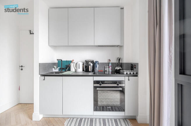 e85e8d09-dcf2-43b...