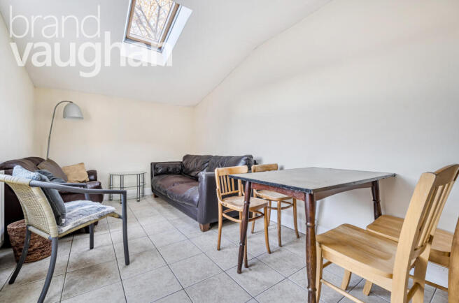 68f9a67f-3416-4c7...