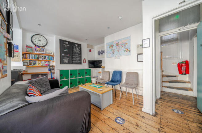 5dad51e6-35be-45e...