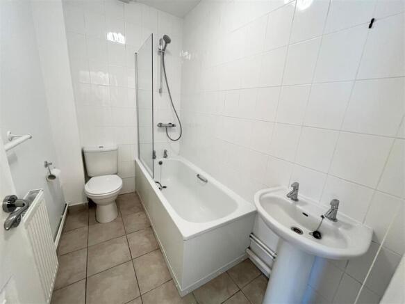 Bathroom.jpg