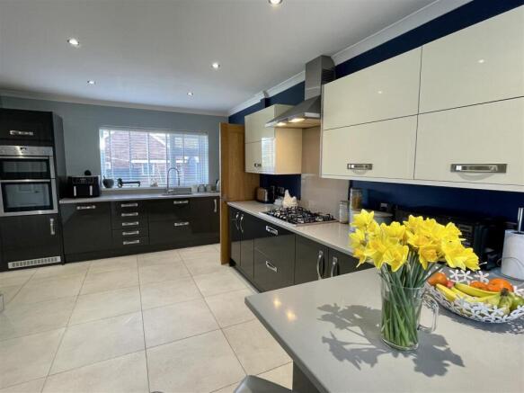 Kitchen Breakfast Room