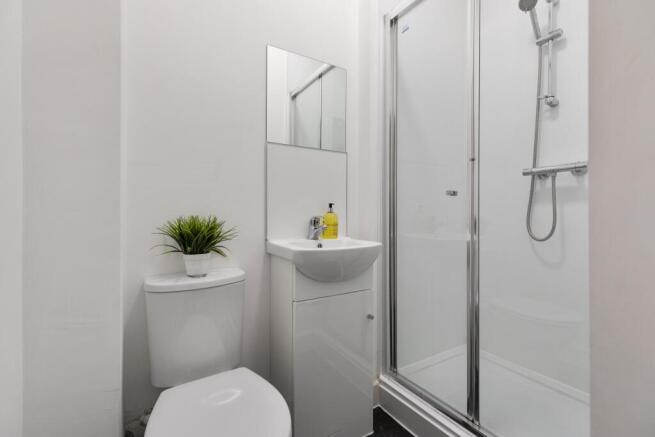 E12 bathroom