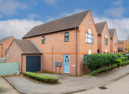 The Hythe, Two Mile Ash, Milton Keynes, MK8