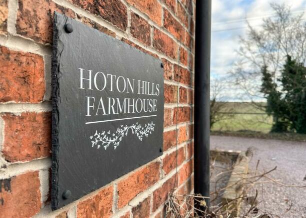 HOTON HILLS FARM