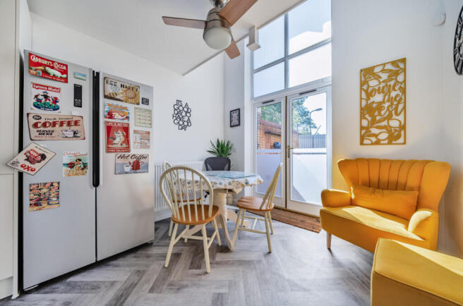 18-68230a13b74f3-...