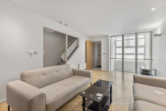 3 Gillingham Row Ph1
