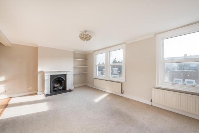 Comyn Road 36C, SW11