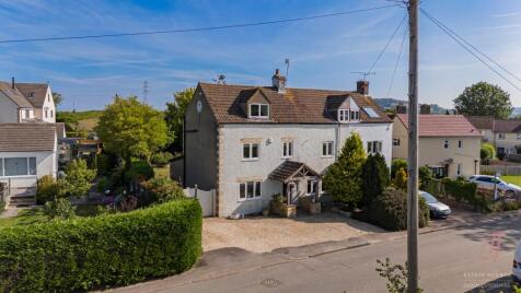 Seven Waters, Leonard Stanley, Stonehouse