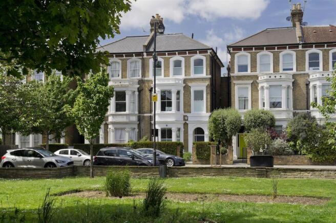 6 st quintin gdns-3619.jpg