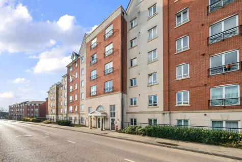 Alpha House, Northampton, NN1