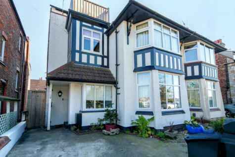 Groveland Road, Wallasey, CH45