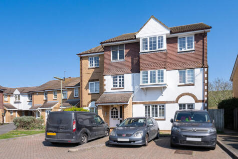 Shaw Drive, Walton-on-thames, KT12
