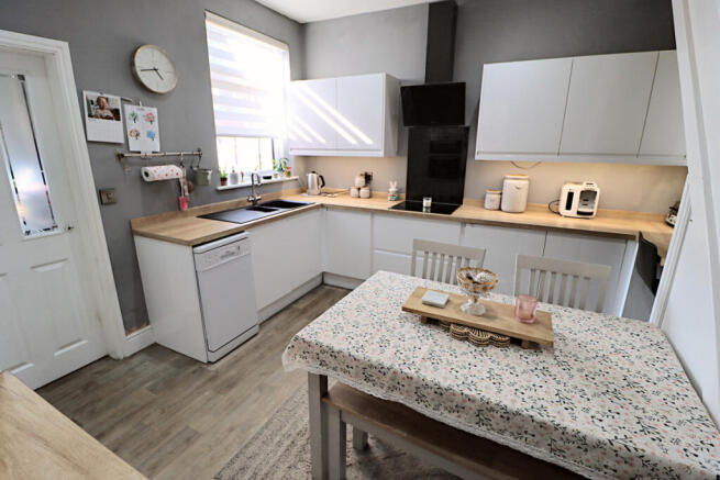 Kitchen / Dining Room