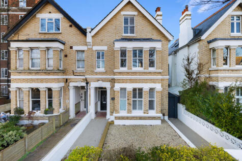 Rutland Gardens, Hove, BN3