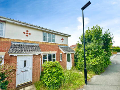 Clarence Road, East Cowes, PO32